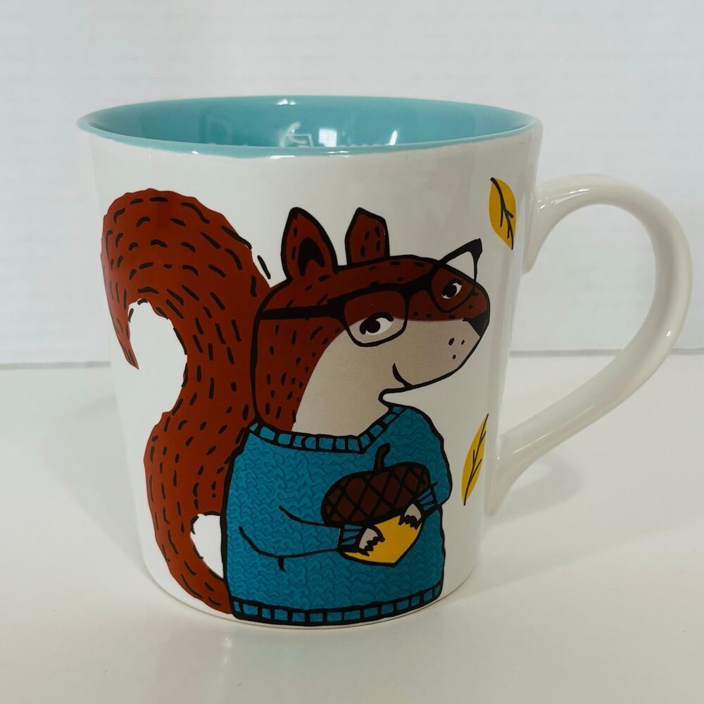 CARIBOU COFFEE Fall Themed Mug 14 oz Squirrel & Acorn Design 2016 White Aqua